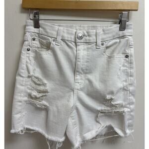American Eagle Super Stretch White Distressed Denim Shorts Women’s 2 High Rise